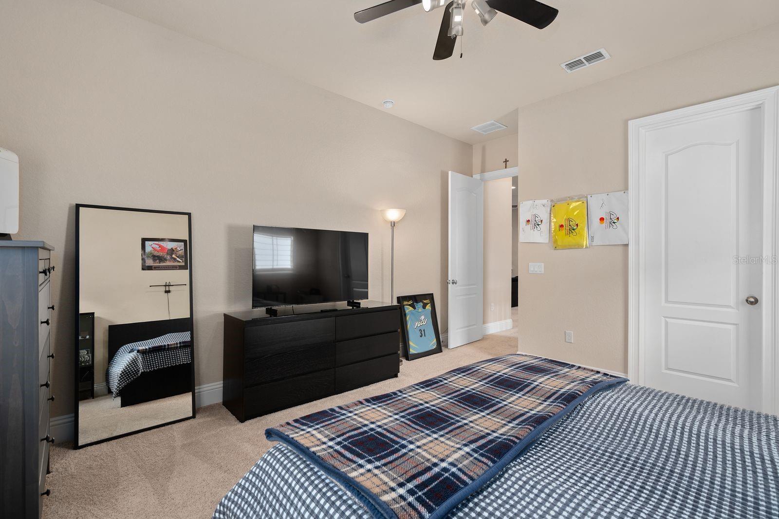 Image 46 of 68 For 5509 Emerson Pointe Way