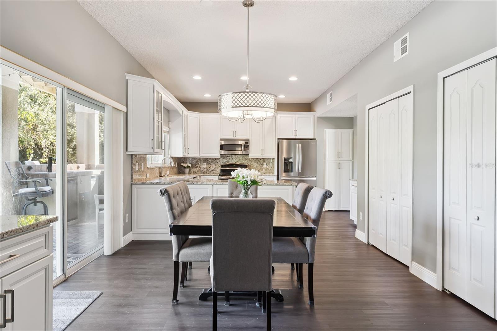 Image 10 of 62 For 9506 Bay Pine Lane