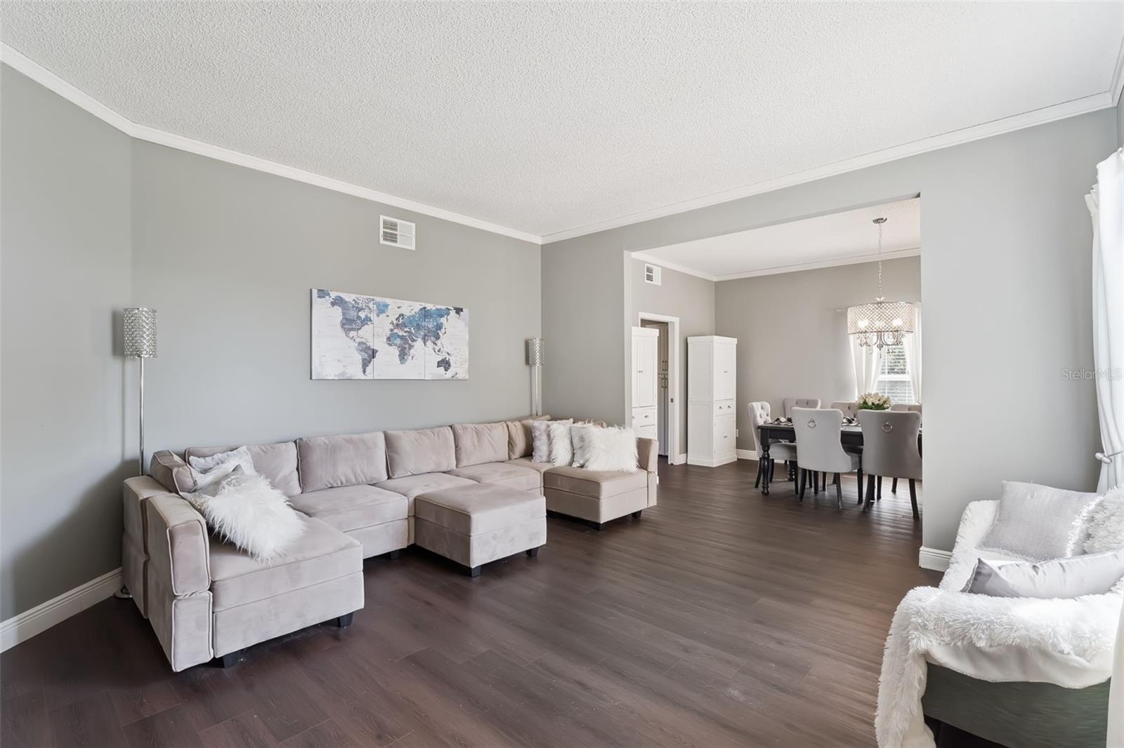 Image 17 of 62 For 9506 Bay Pine Lane