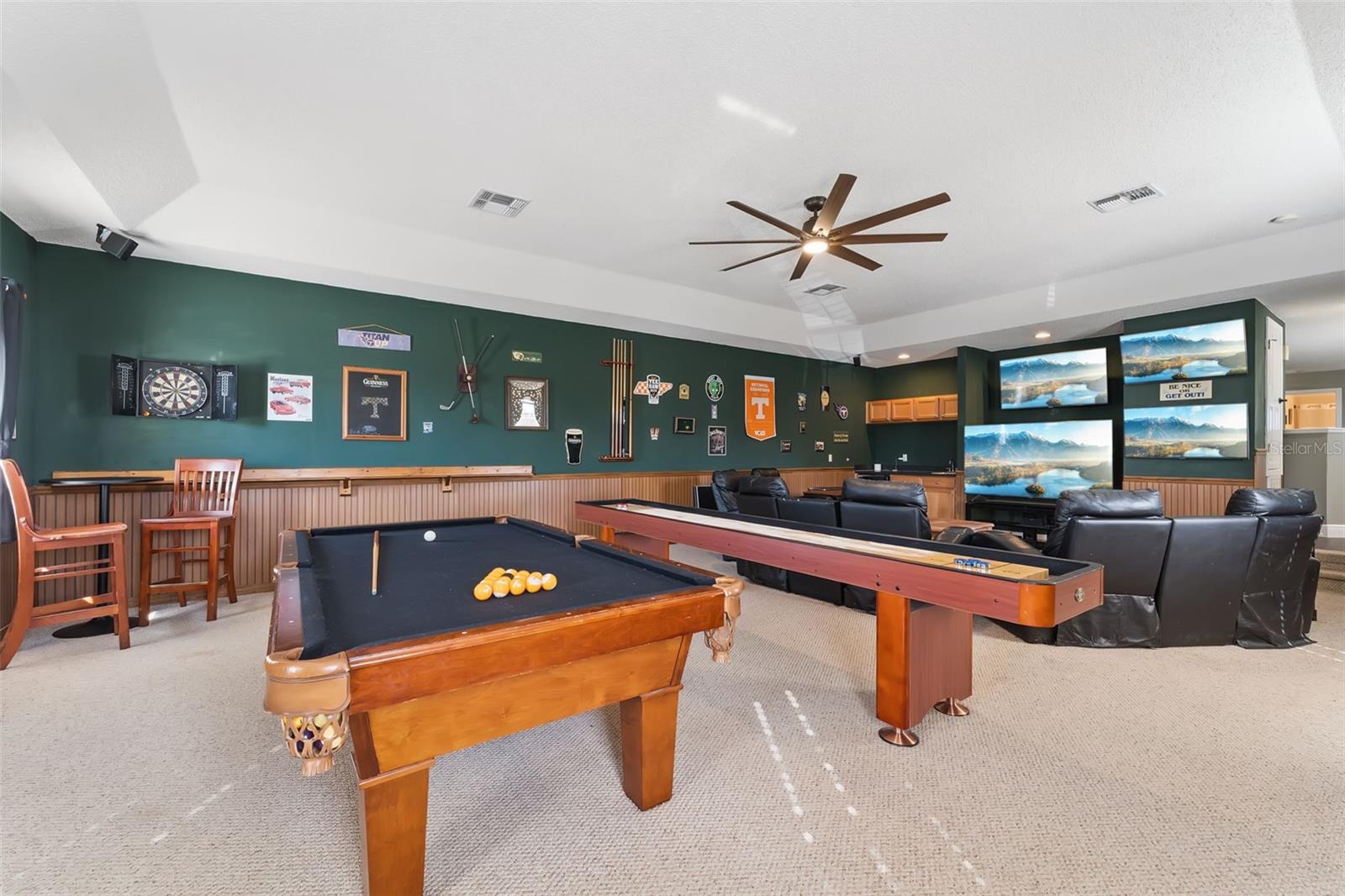 Image 23 of 62 For 9506 Bay Pine Lane