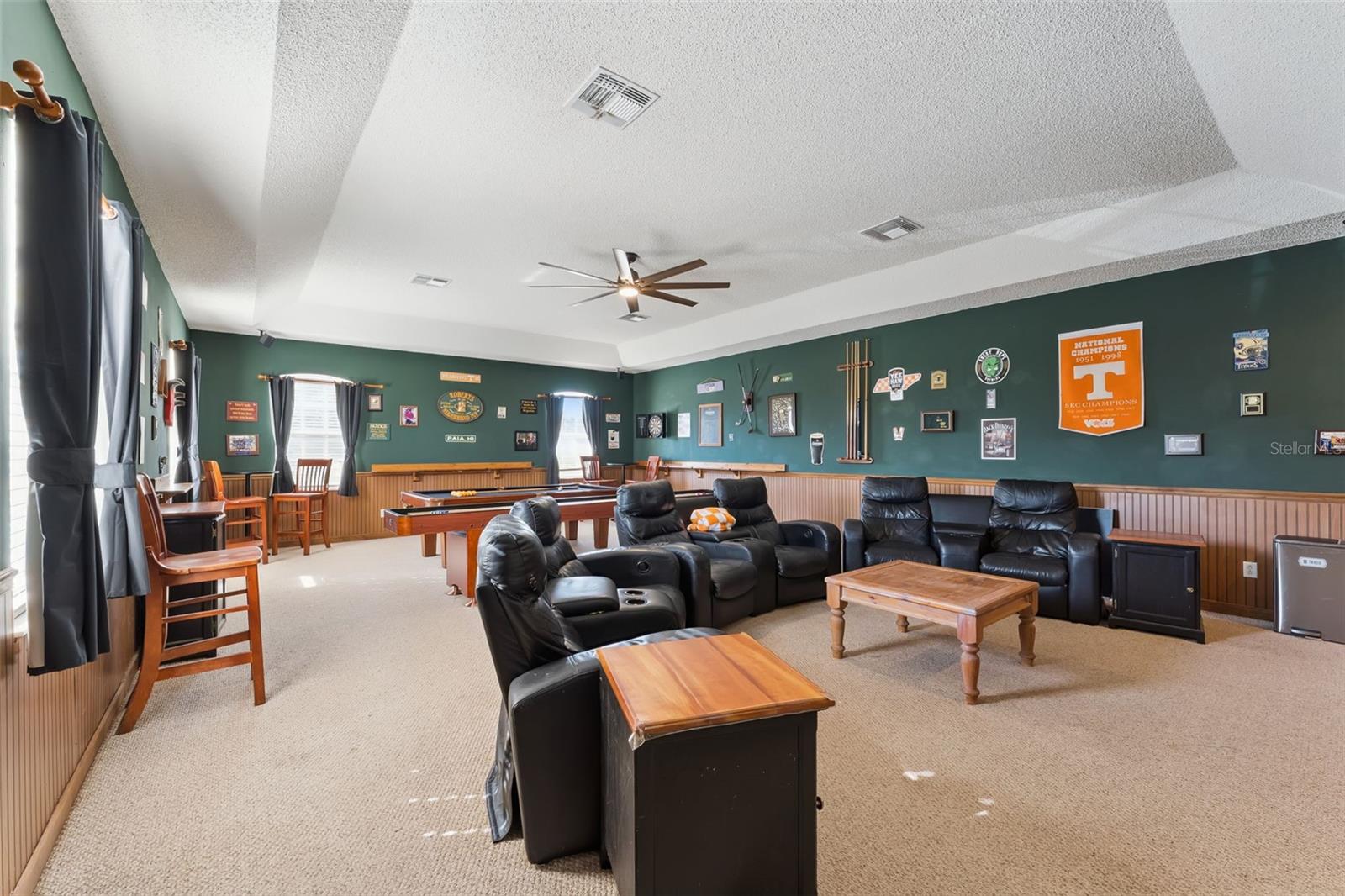 Image 24 of 62 For 9506 Bay Pine Lane