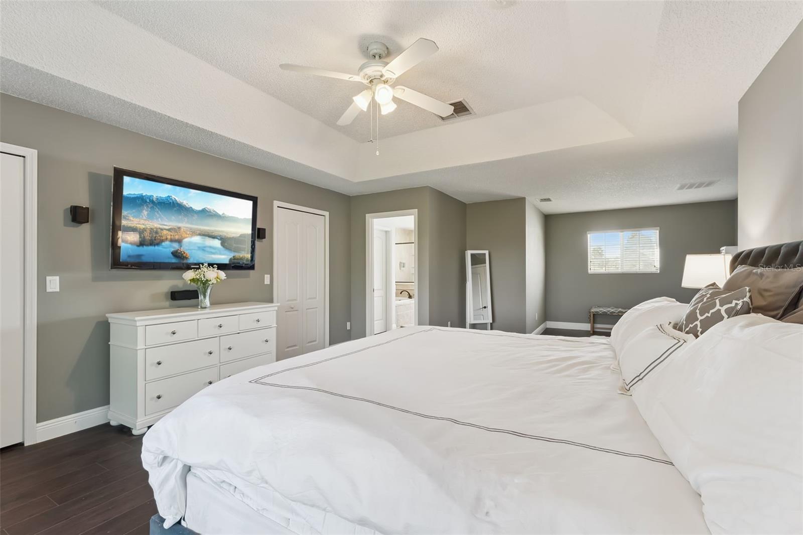 Image 31 of 62 For 9506 Bay Pine Lane