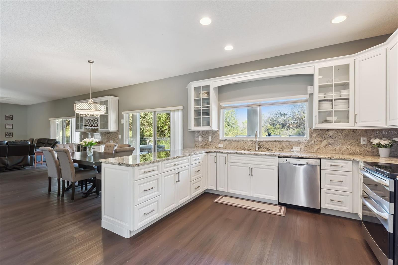 Image 4 of 62 For 9506 Bay Pine Lane