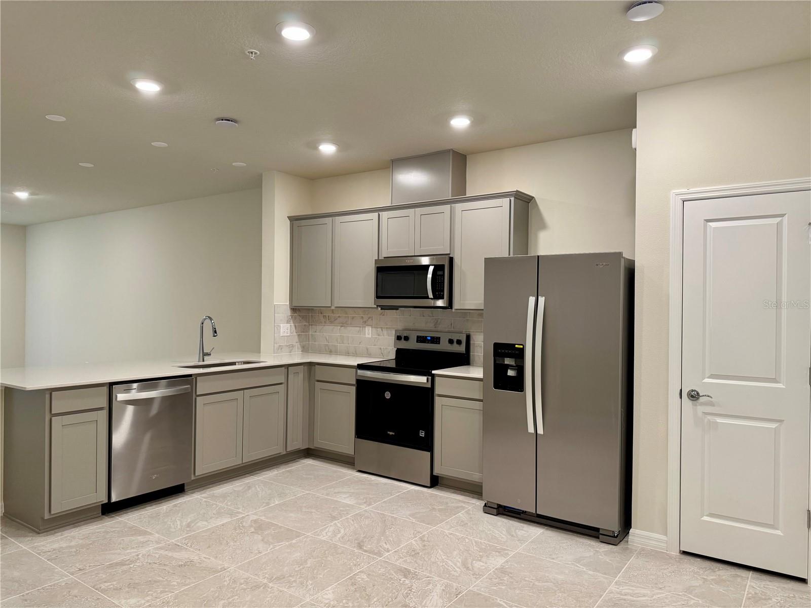 Image 4 of 33 For 3160 Emerald Acres Lane