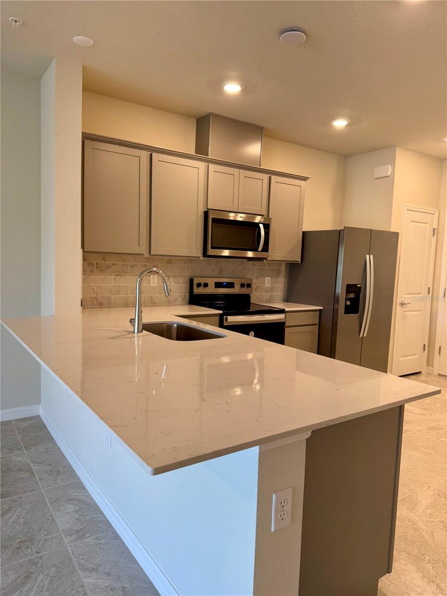 Image 6 of 33 For 3160 Emerald Acres Lane