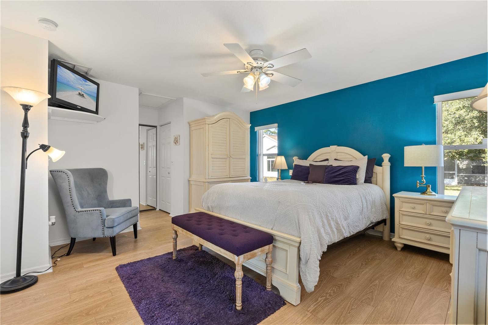 Image 15 of 37 For 11287 73rd Circle