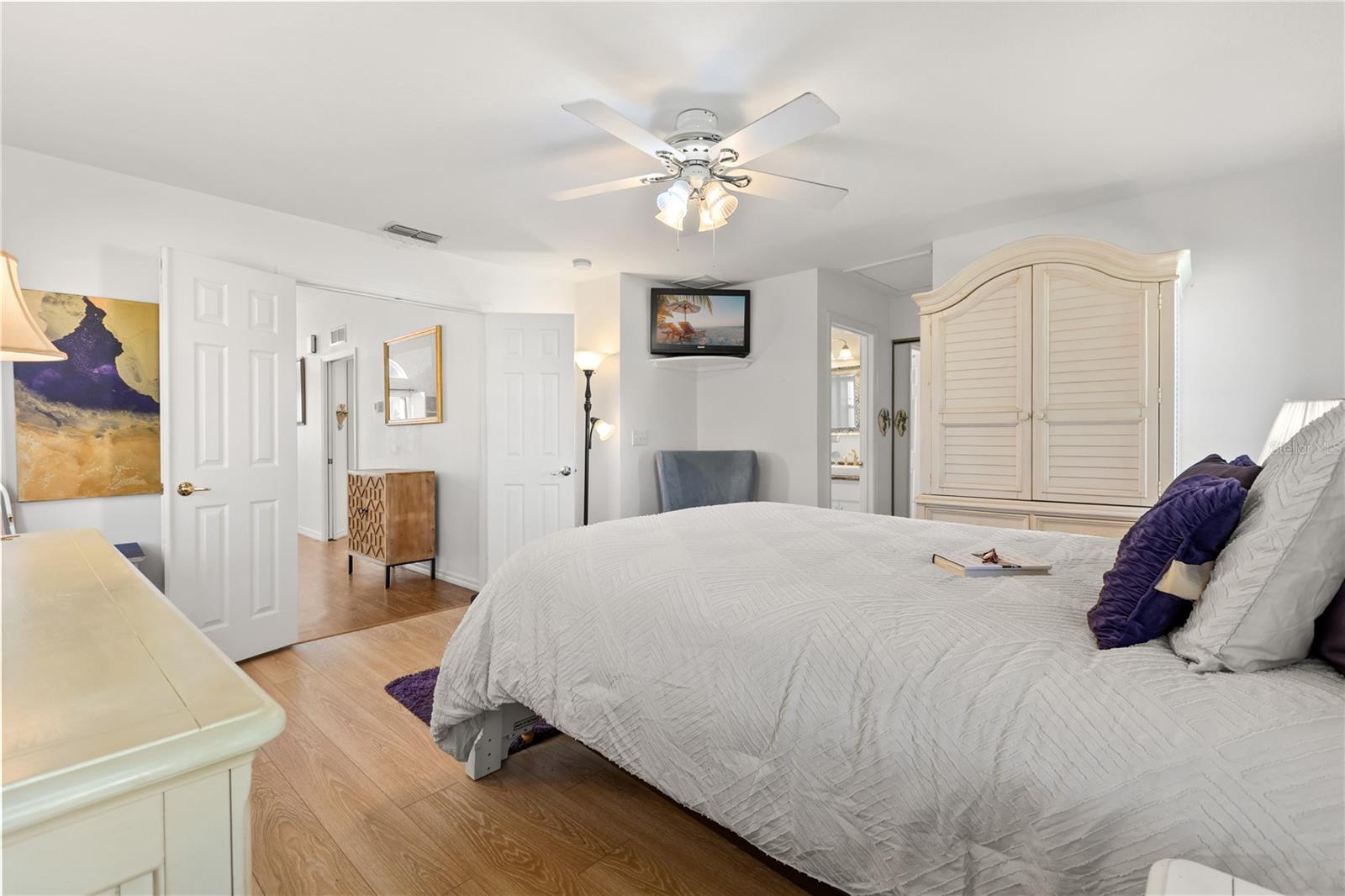 Image 16 of 37 For 11287 73rd Circle