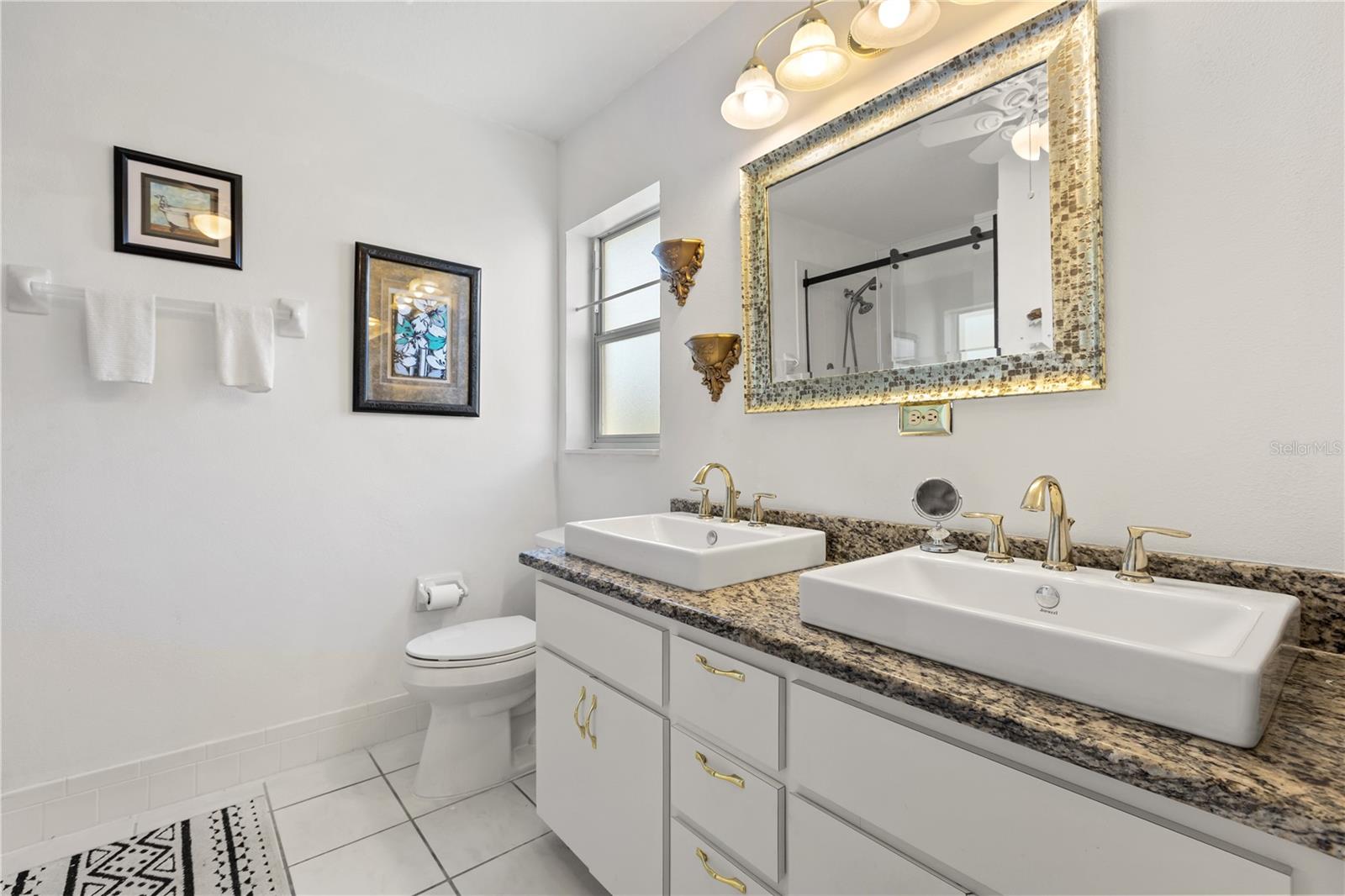 Image 20 of 37 For 11287 73rd Circle