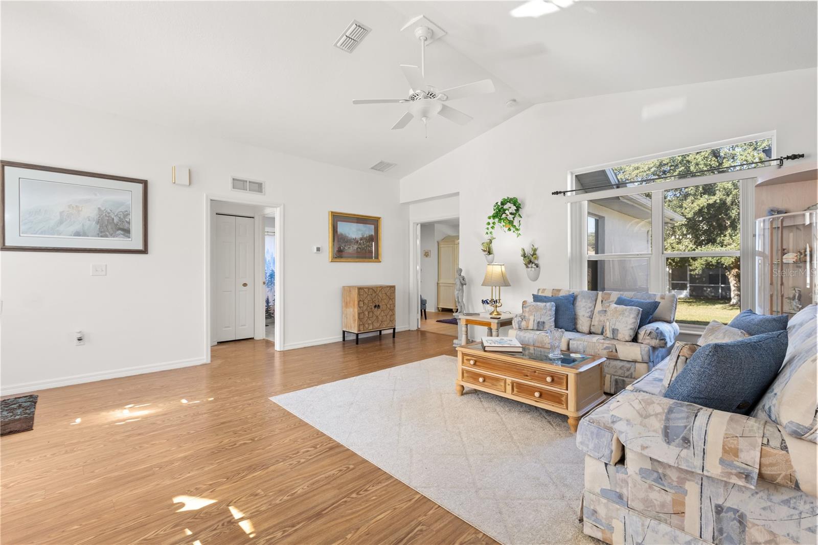 Image 5 of 37 For 11287 73rd Circle