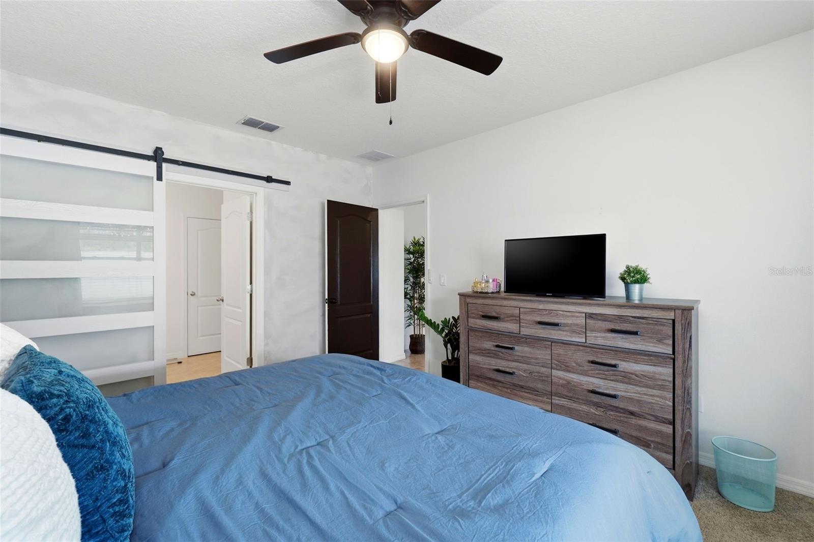 Image 22 of 38 For 1315 Fox Squirrel Drive