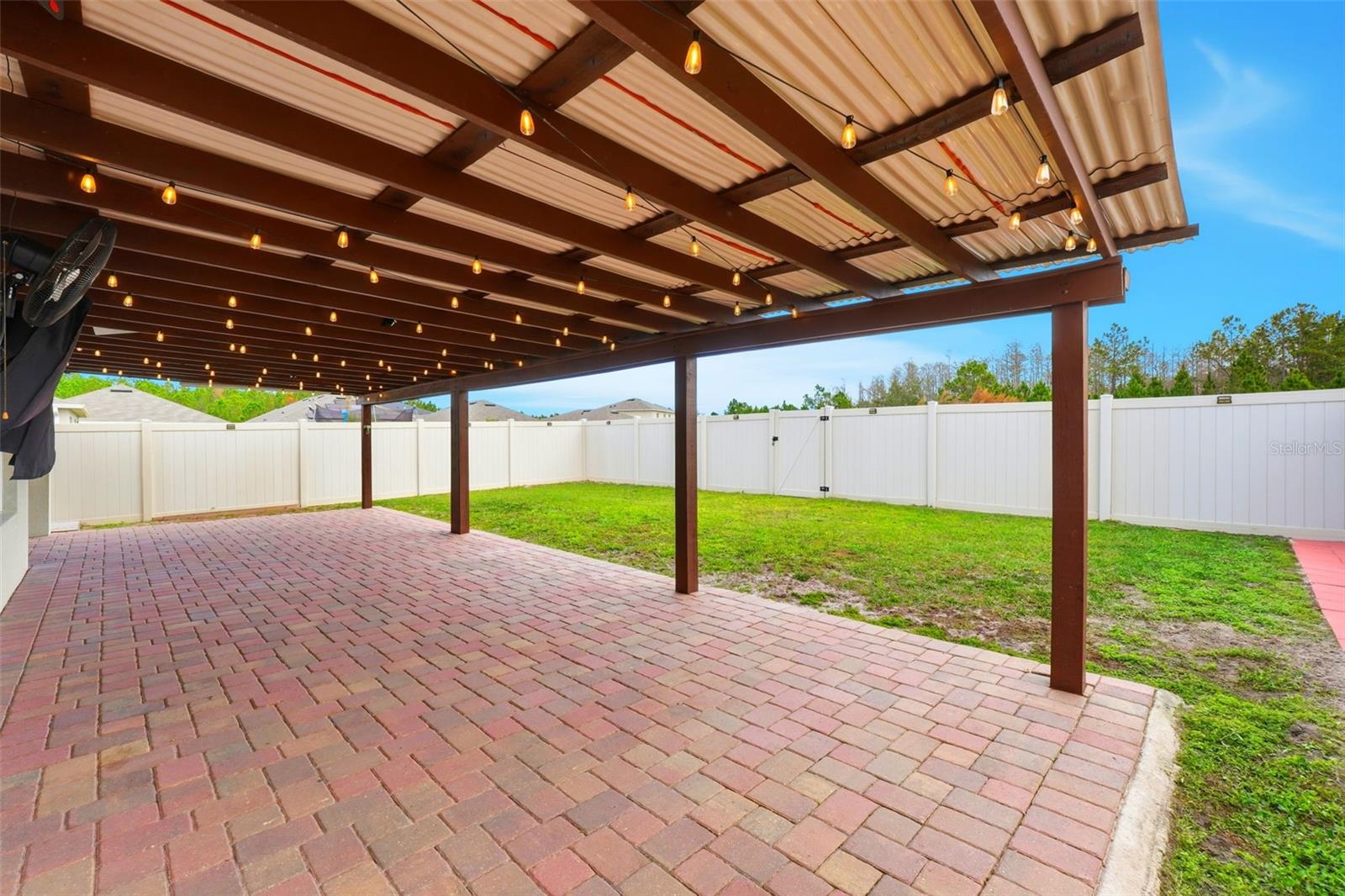 Image 35 of 38 For 1315 Fox Squirrel Drive