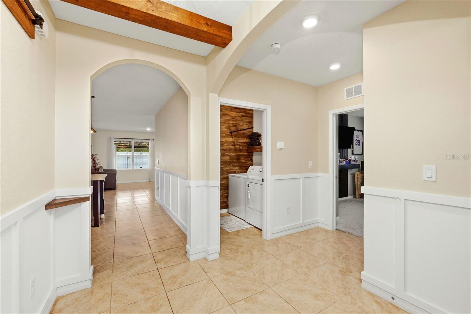 Image 7 of 38 For 1315 Fox Squirrel Drive