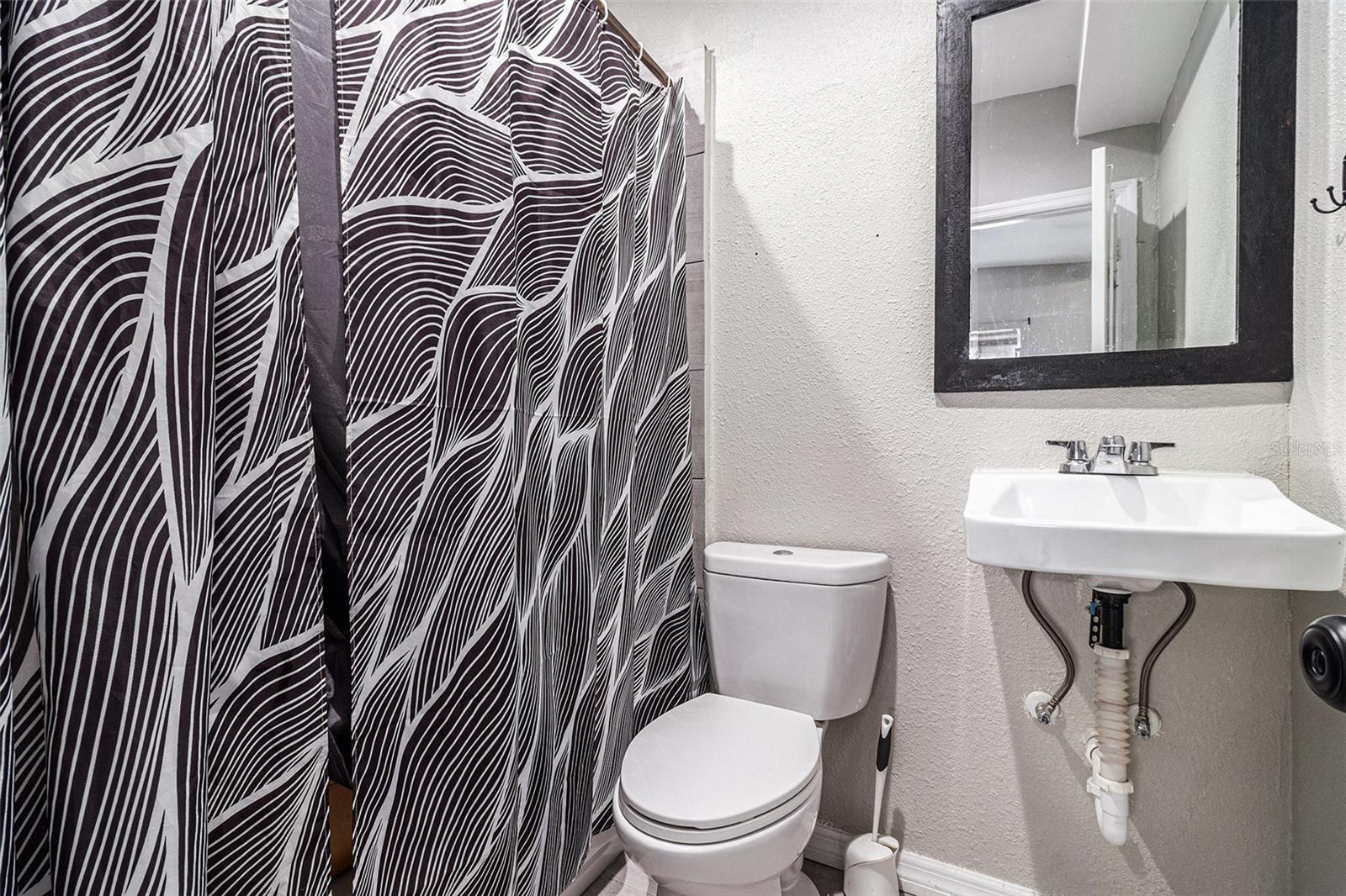 Image 21 of 28 For 1713 27th Street