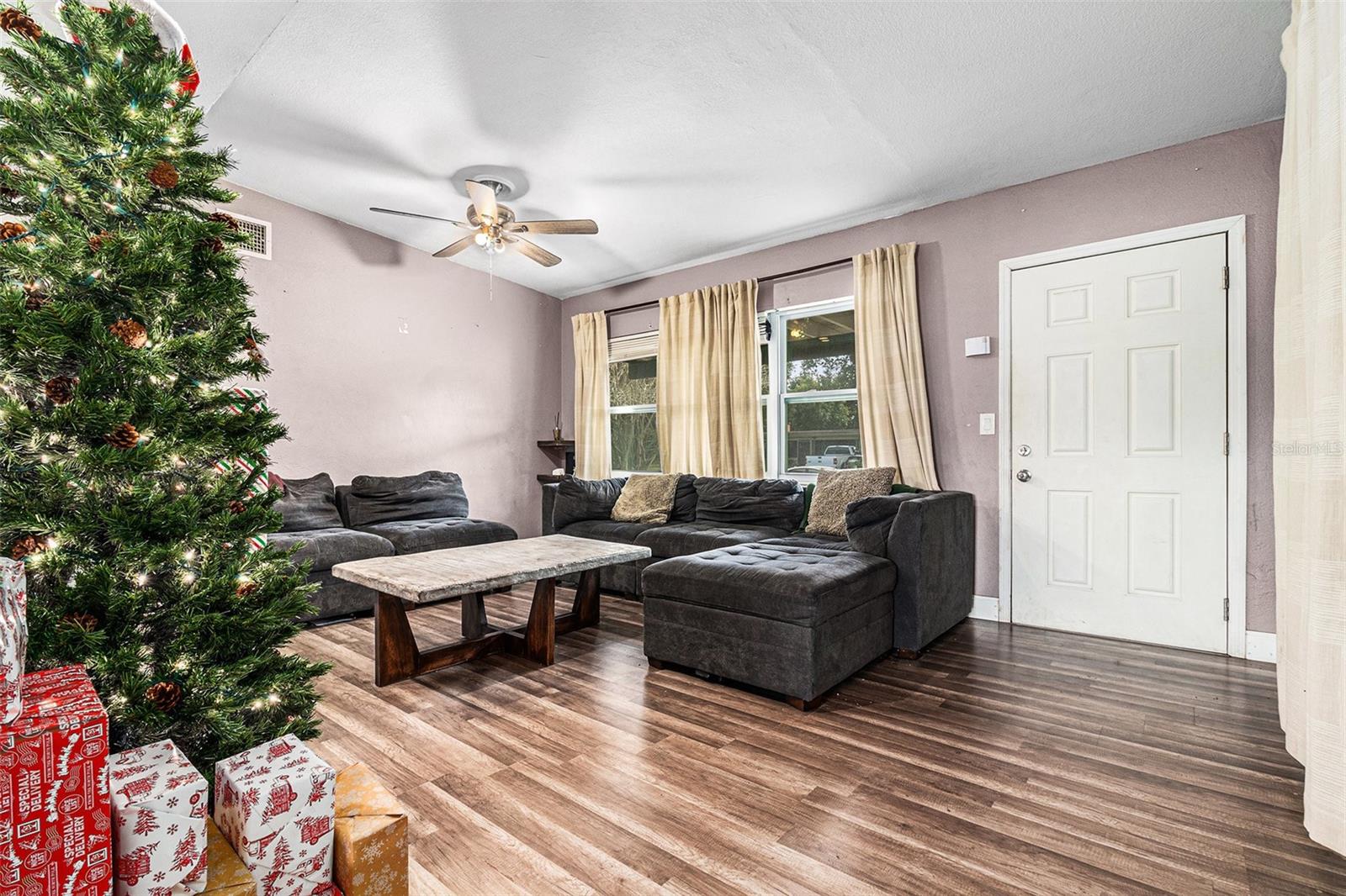 Image 3 of 28 For 1713 27th Street