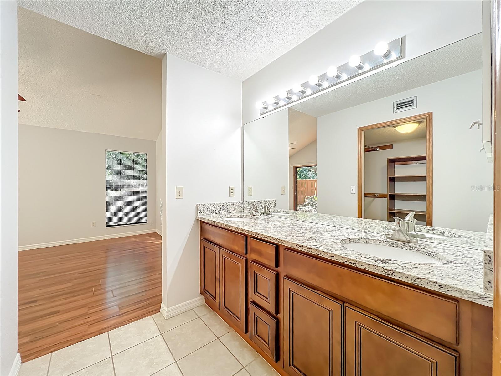 Image 22 of 72 For 116 Raintree Drive