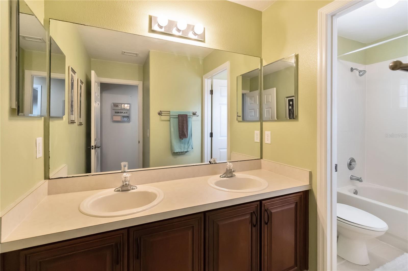 Image 39 of 67 For 945 Gulf Land Drive