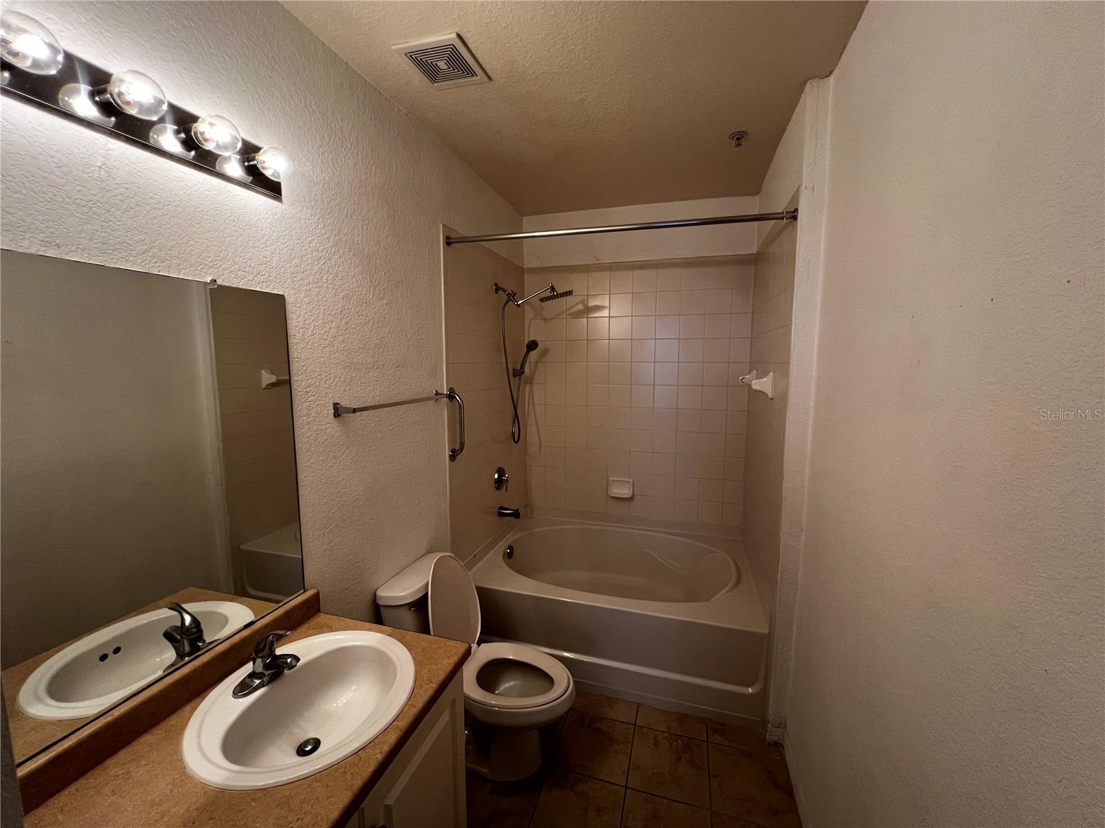 Image 15 of 60 For 5550 Michigan Street 2119