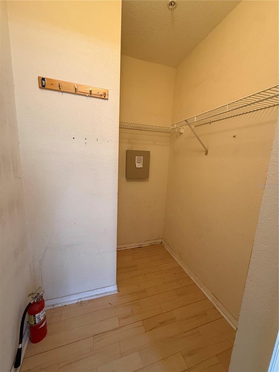 Image 16 of 60 For 5550 Michigan Street 2119