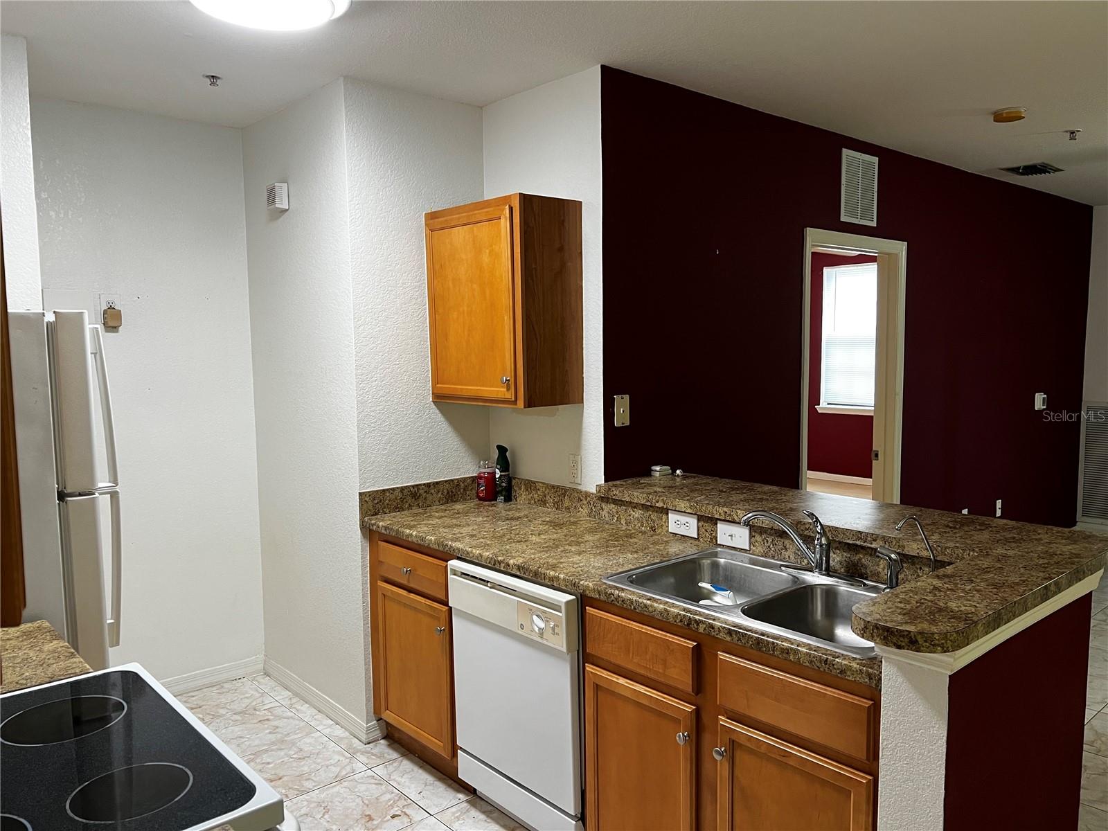 Image 9 of 60 For 5550 Michigan Street 2119