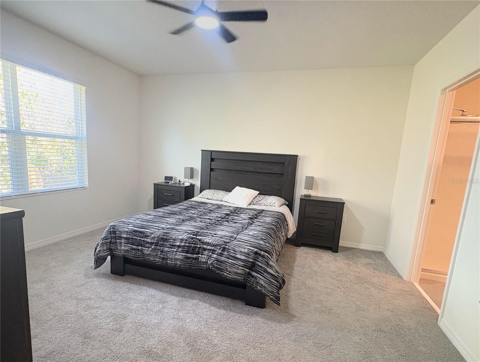 Image 12 of 29 For 983 King Parc Road