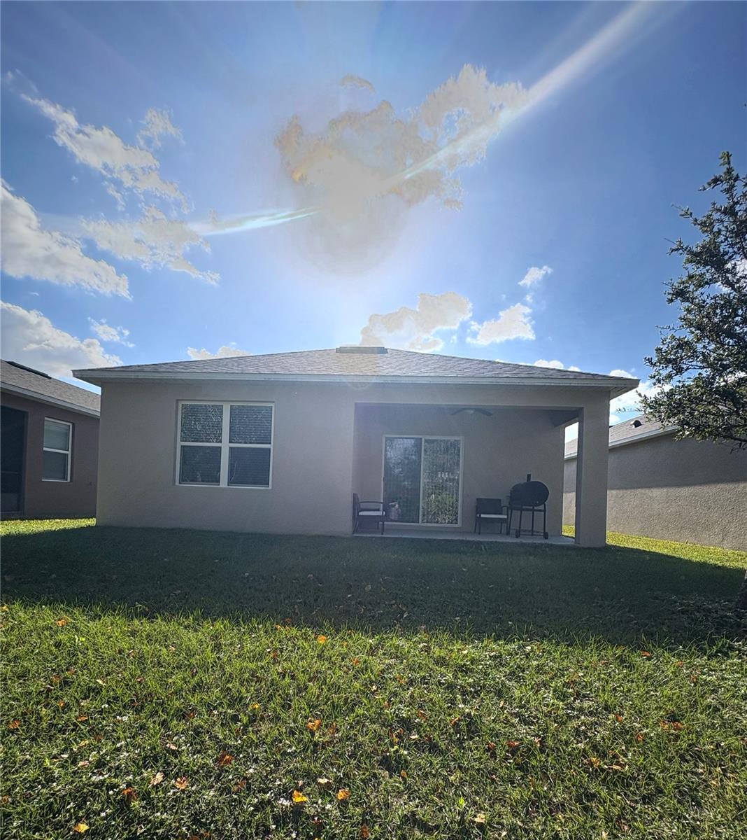 Image 18 of 29 For 983 King Parc Road