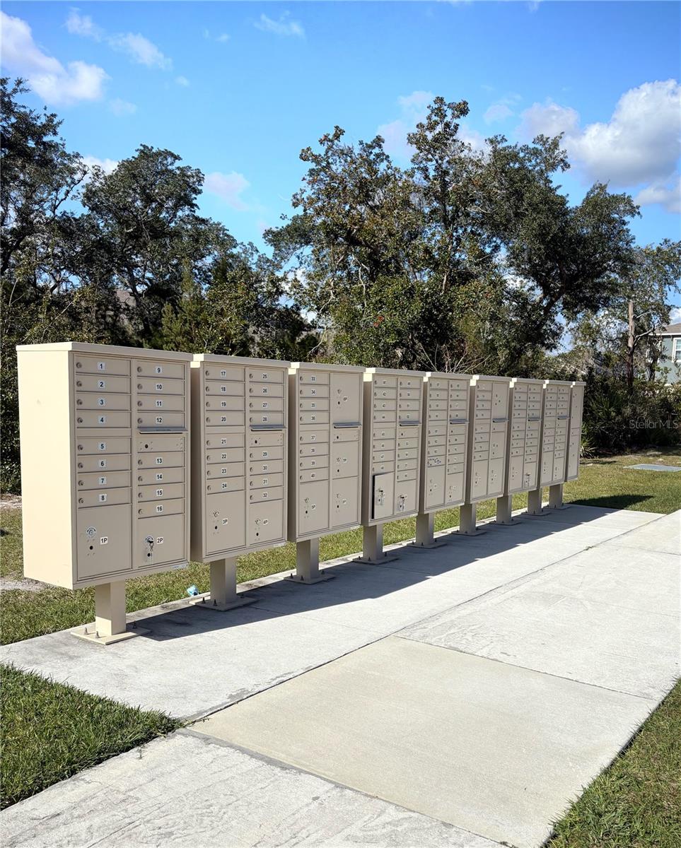 Image 23 of 29 For 983 King Parc Road