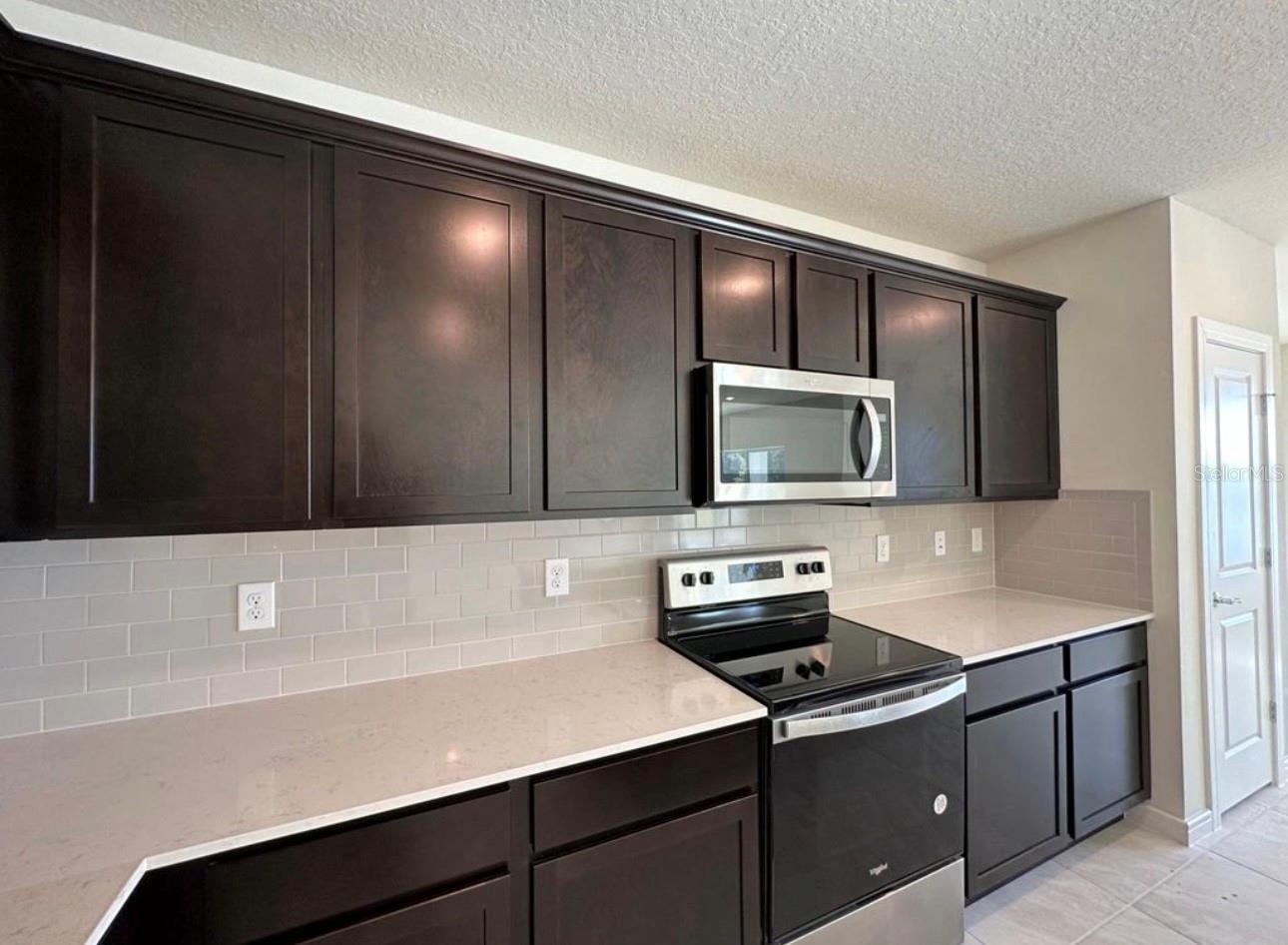 Image 8 of 39 For 5322 Royal Point