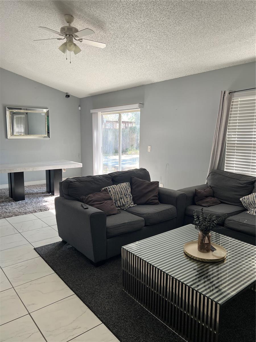 Image 4 of 10 For 7556 Covedale Drive