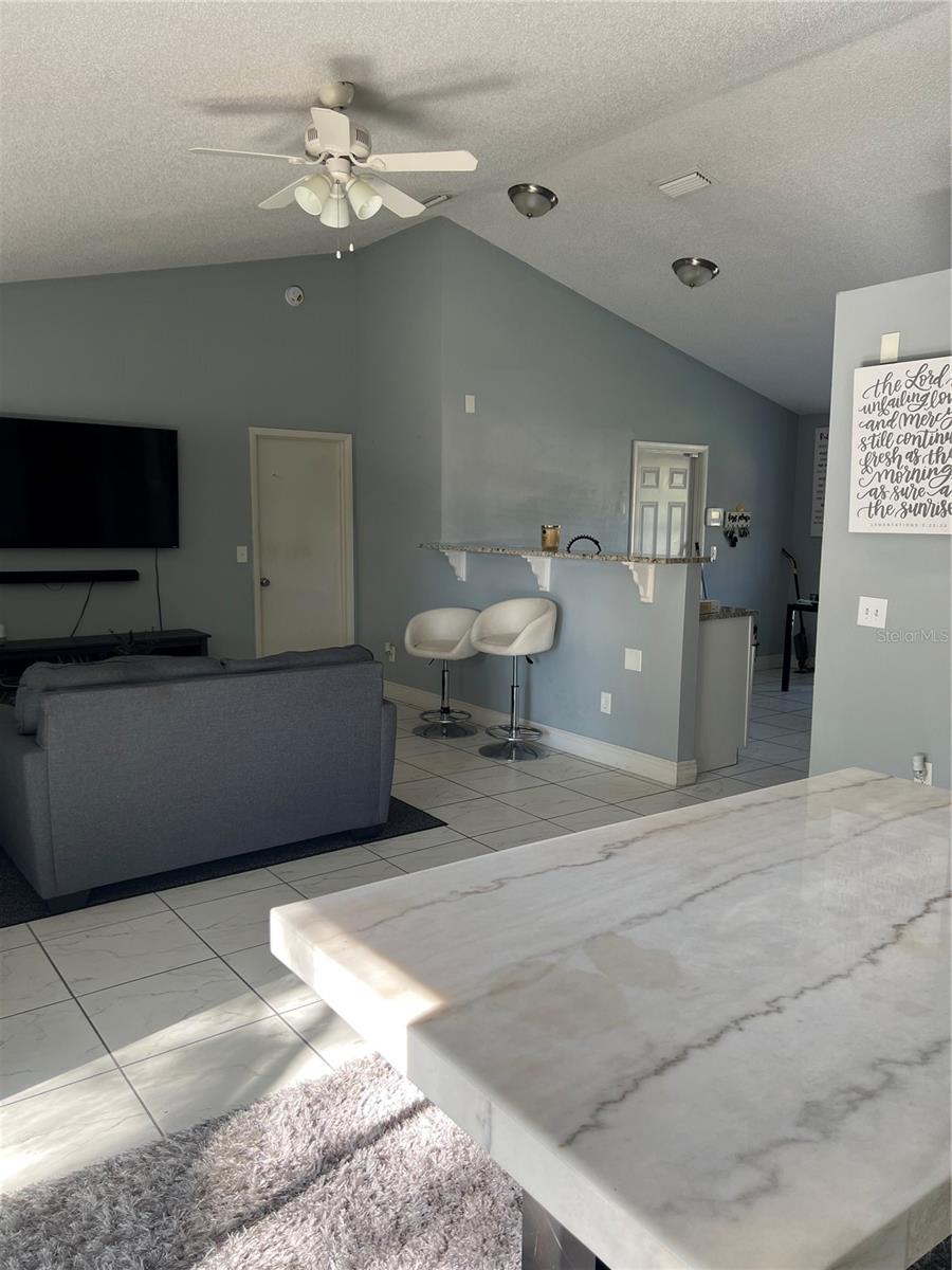 Image 9 of 10 For 7556 Covedale Drive