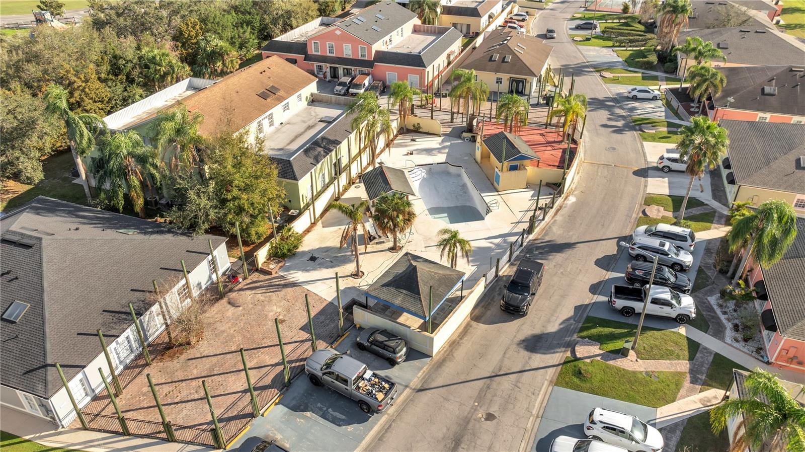 Image 16 of 48 For 1074 Universal Rest Place