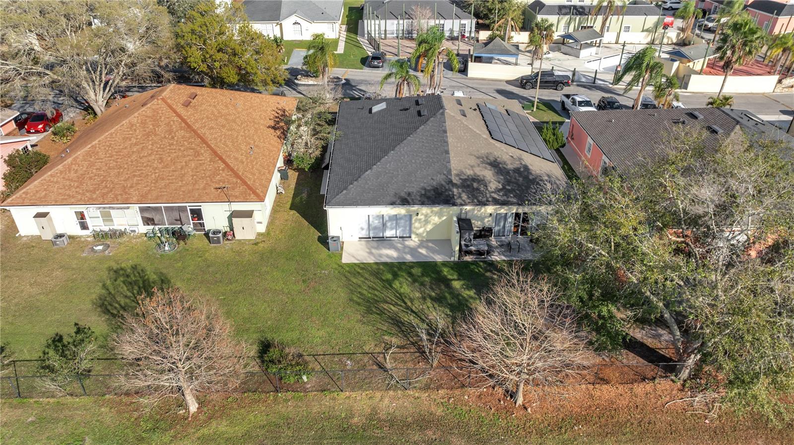 Image 35 of 48 For 1074 Universal Rest Place