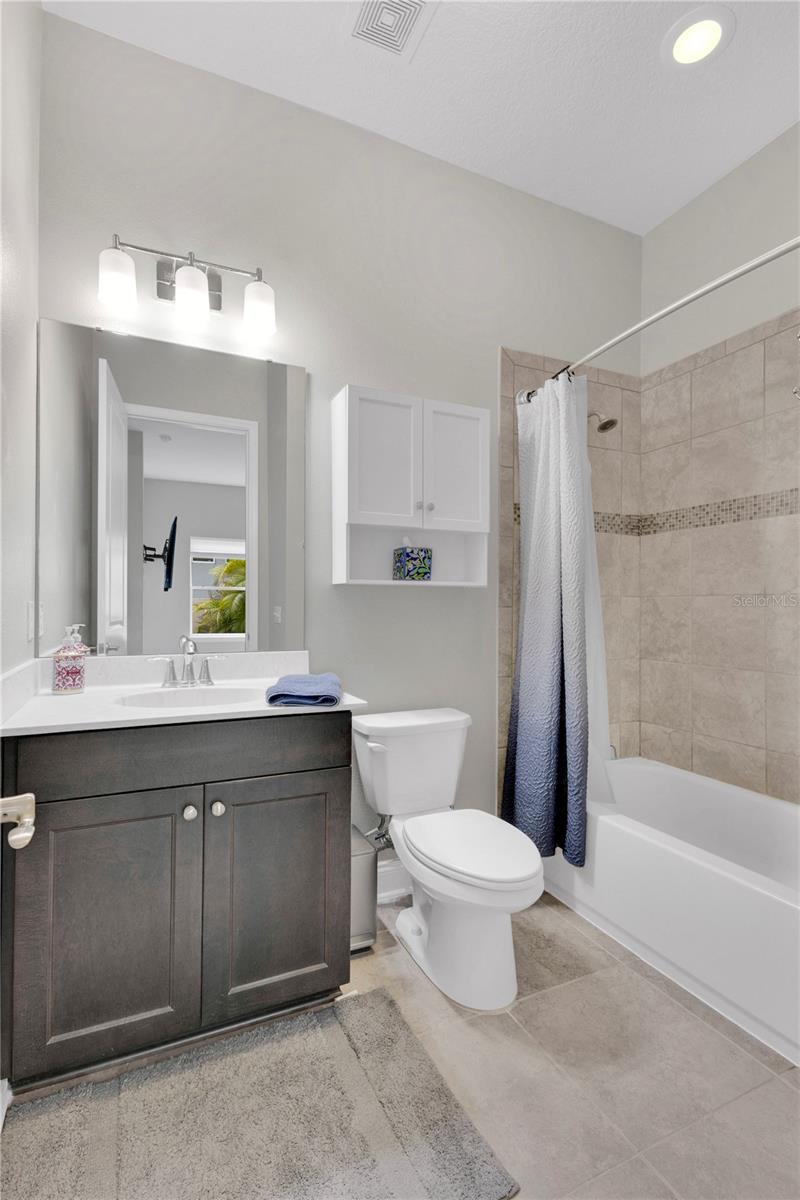 Image 22 of 39 For 16437 Good Hearth Boulevard