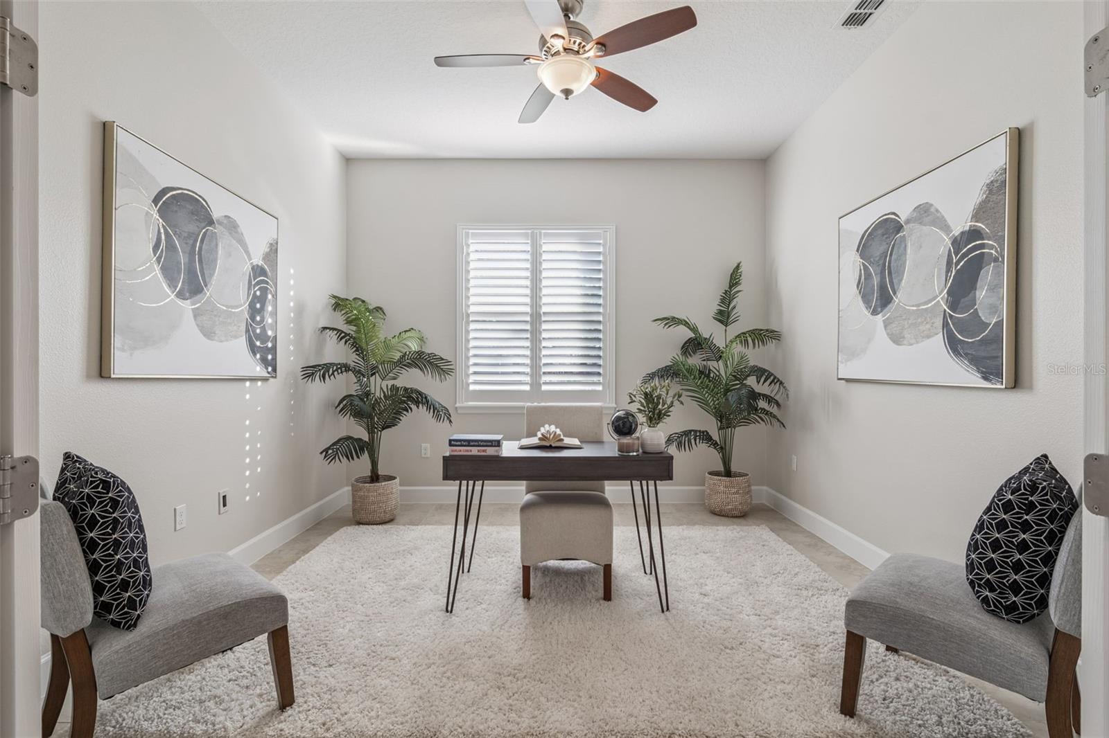 Image 26 of 51 For 1653 Victoria Gardens Drive