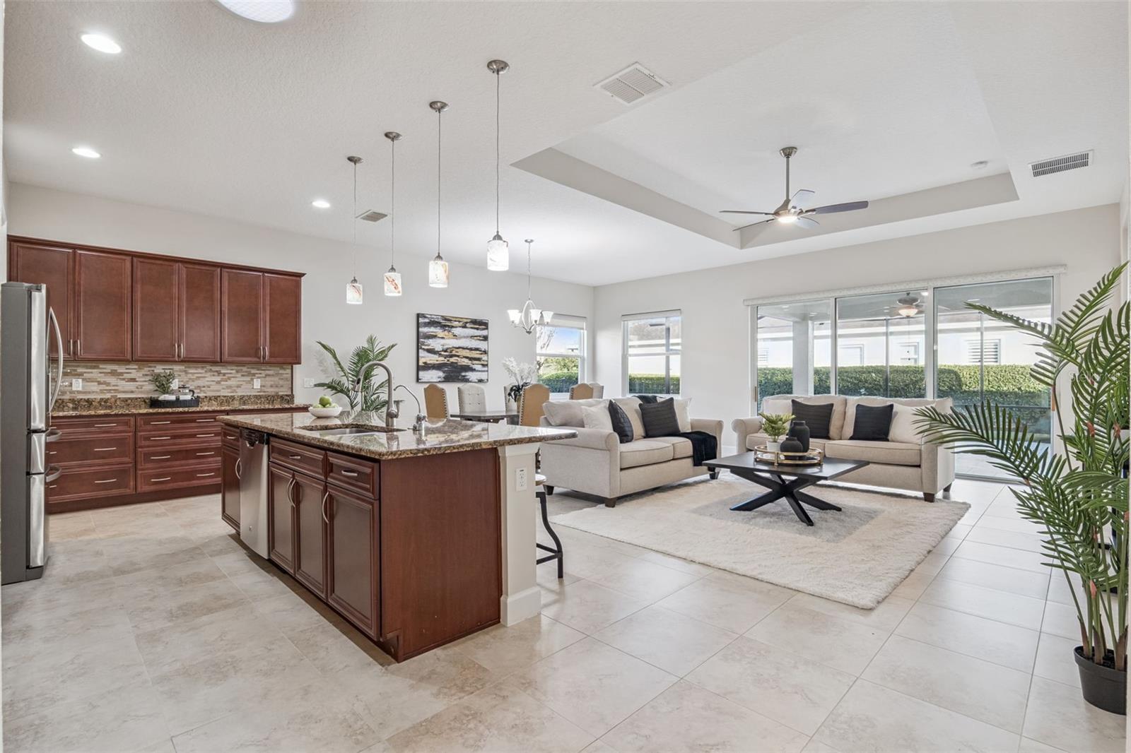 Image 4 of 51 For 1653 Victoria Gardens Drive