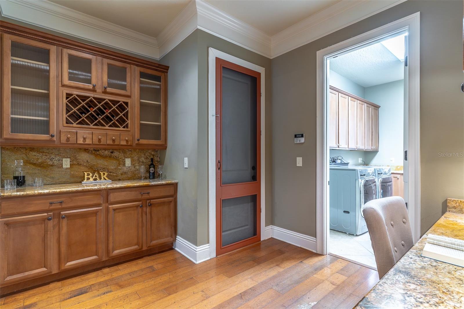 Image 13 of 81 For 2750 Lee Shore Loop