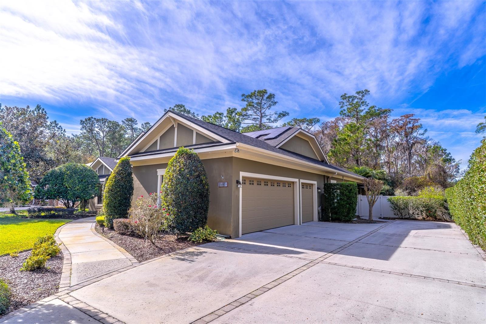 Image 2 of 81 For 2750 Lee Shore Loop