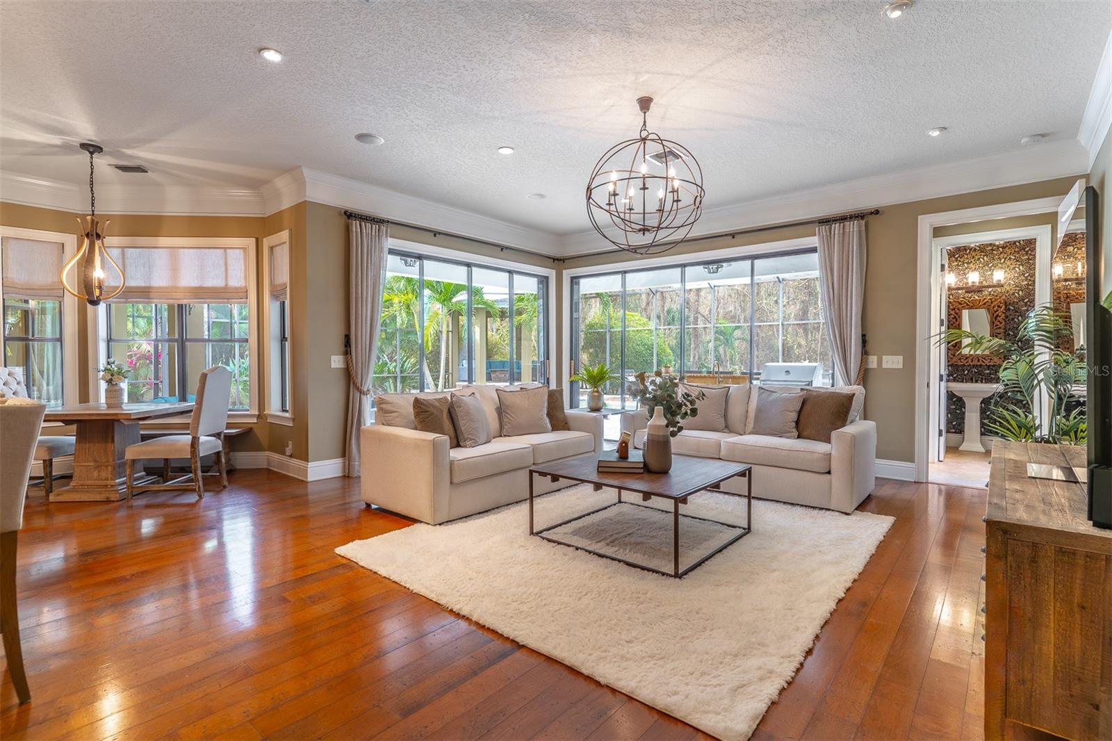 Image 24 of 81 For 2750 Lee Shore Loop