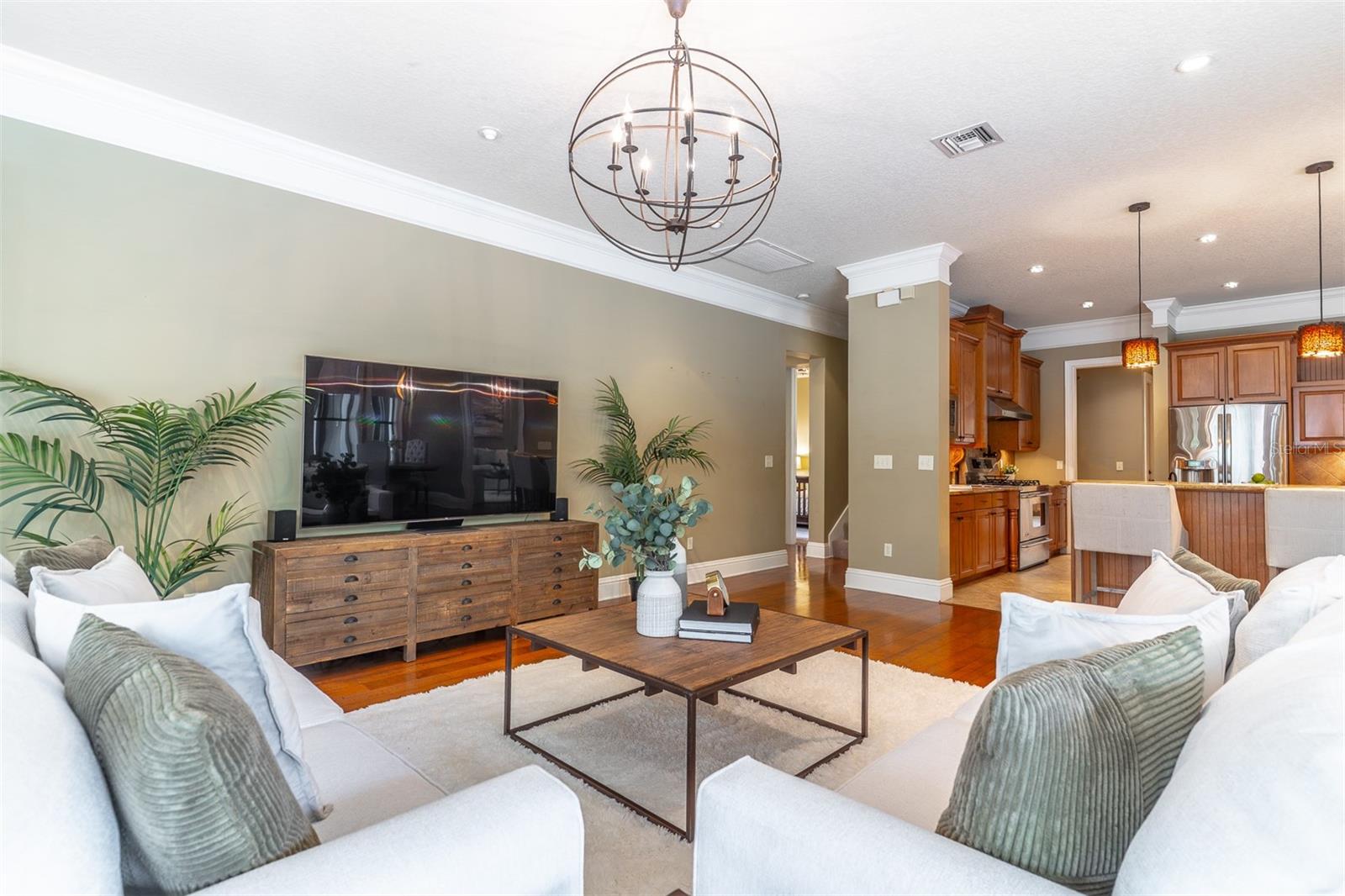 Image 26 of 81 For 2750 Lee Shore Loop