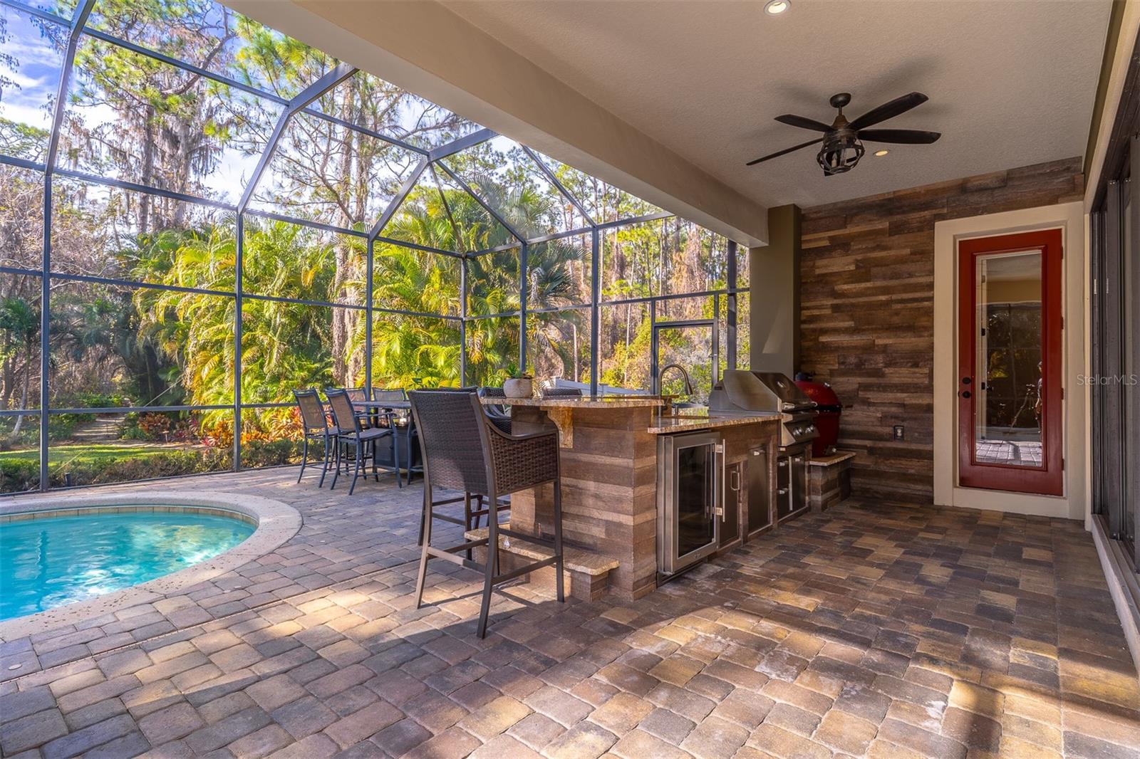 Image 49 of 81 For 2750 Lee Shore Loop