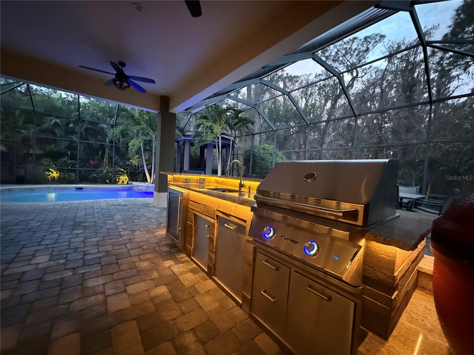 Image 51 of 81 For 2750 Lee Shore Loop