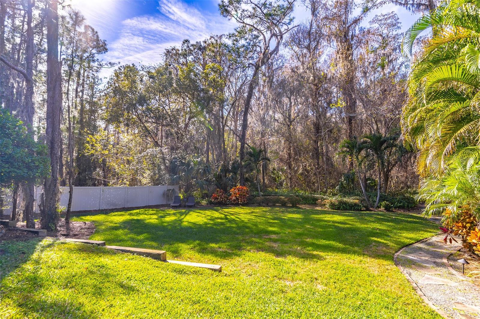 Image 56 of 81 For 2750 Lee Shore Loop