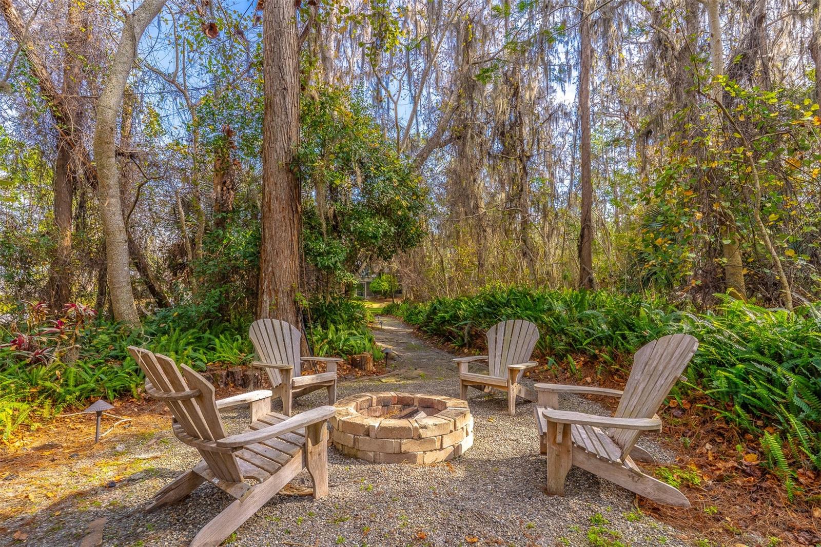 Image 59 of 81 For 2750 Lee Shore Loop