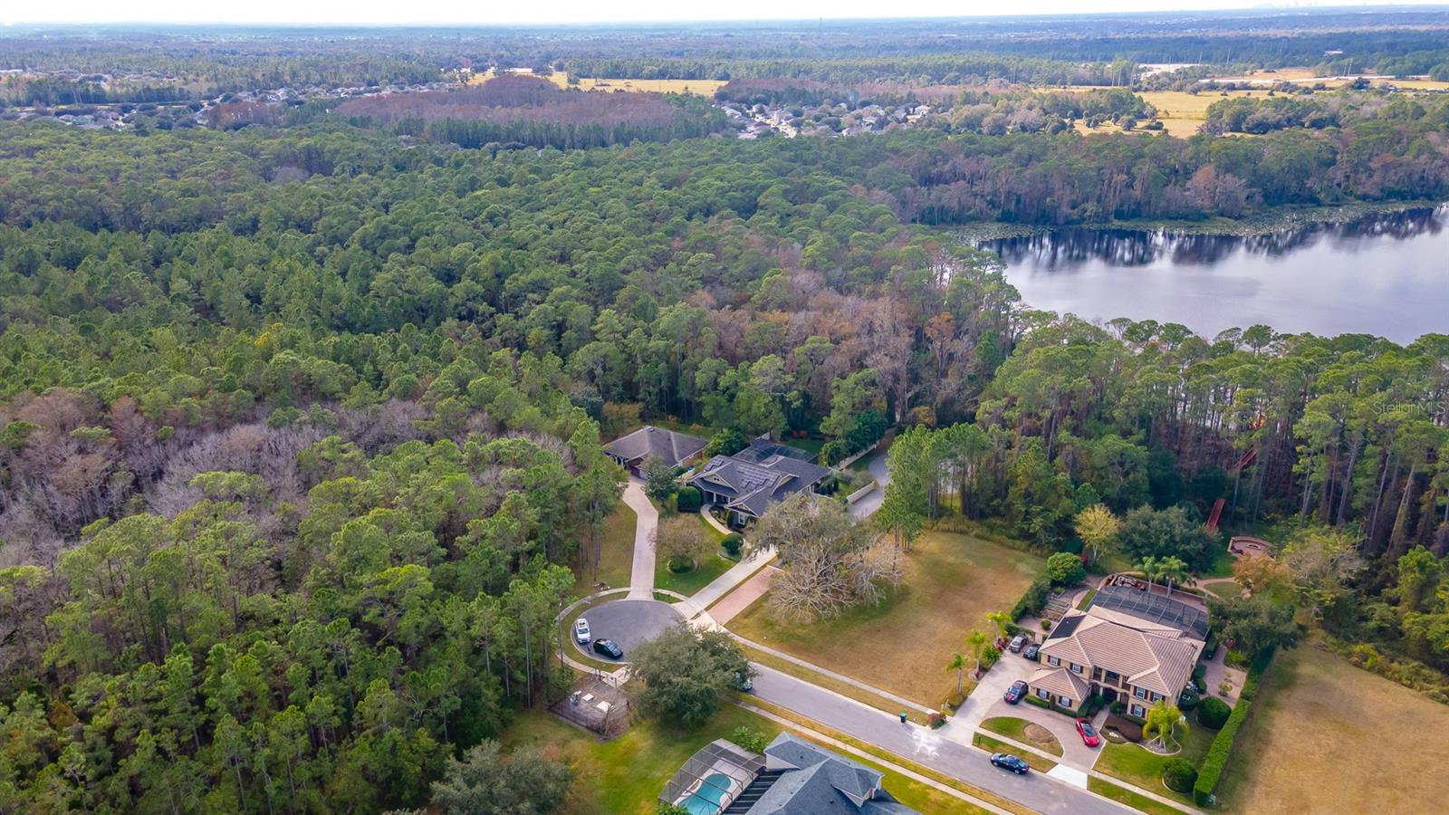 Image 69 of 81 For 2750 Lee Shore Loop