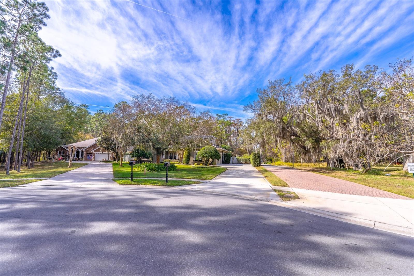 Image 72 of 81 For 2750 Lee Shore Loop