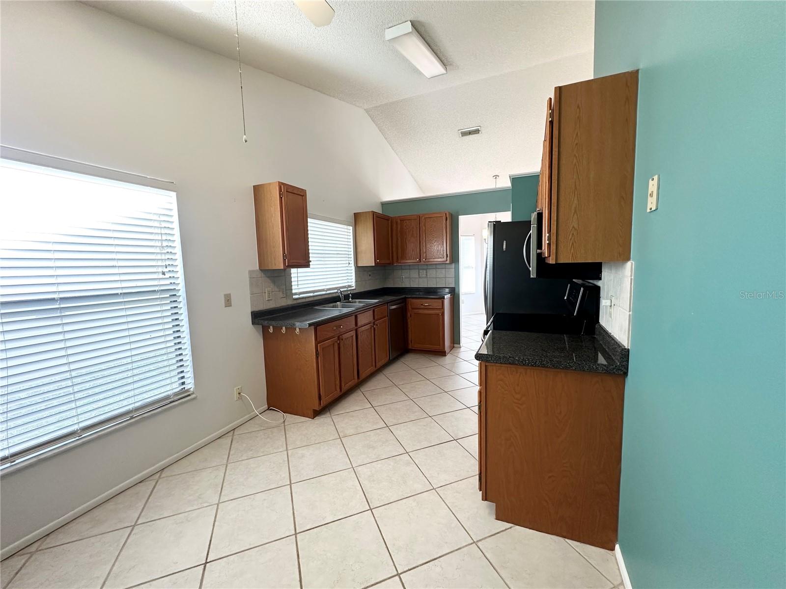 Image 13 of 28 For 1571 Margarete Crescent Drive