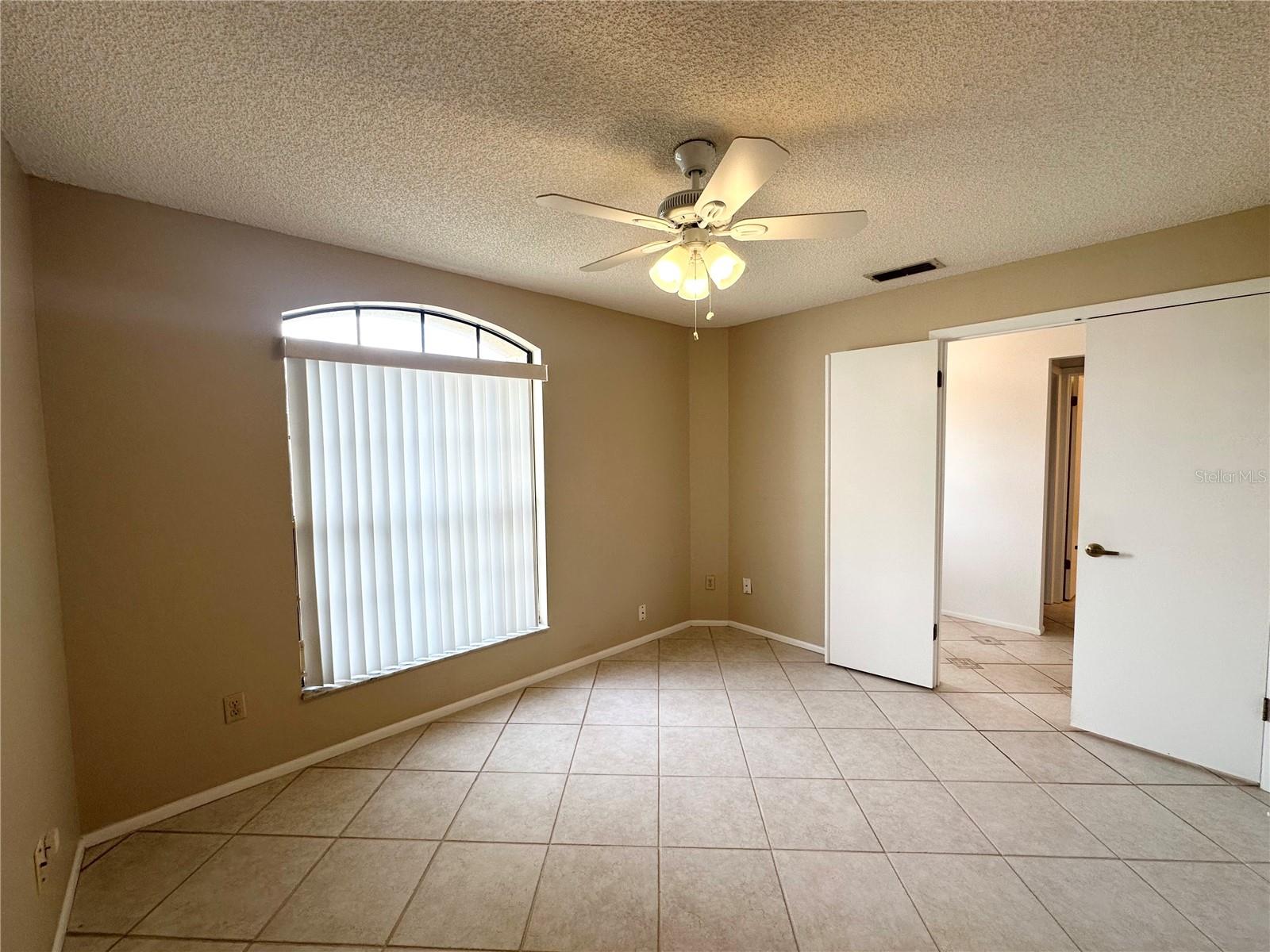 Image 20 of 28 For 1571 Margarete Crescent Drive