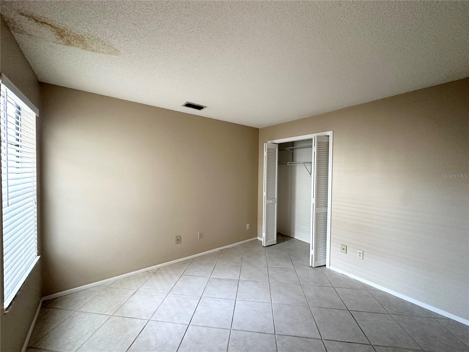 Image 24 of 28 For 1571 Margarete Crescent Drive