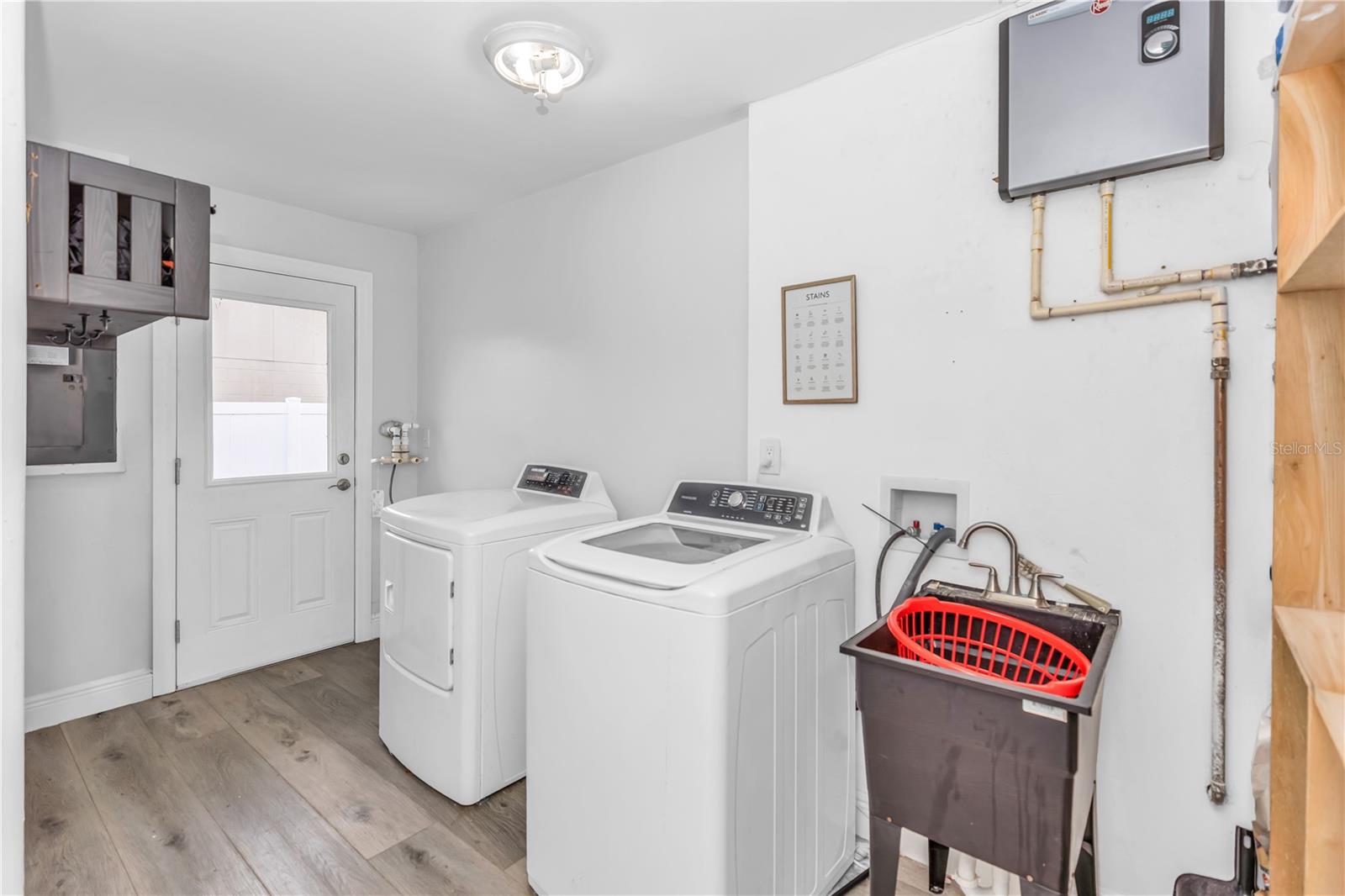 Image 14 of 23 For 623 Alton Road