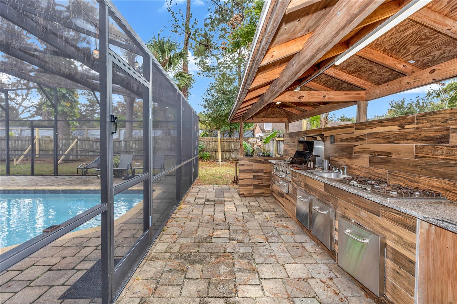 Image 17 of 23 For 623 Alton Road