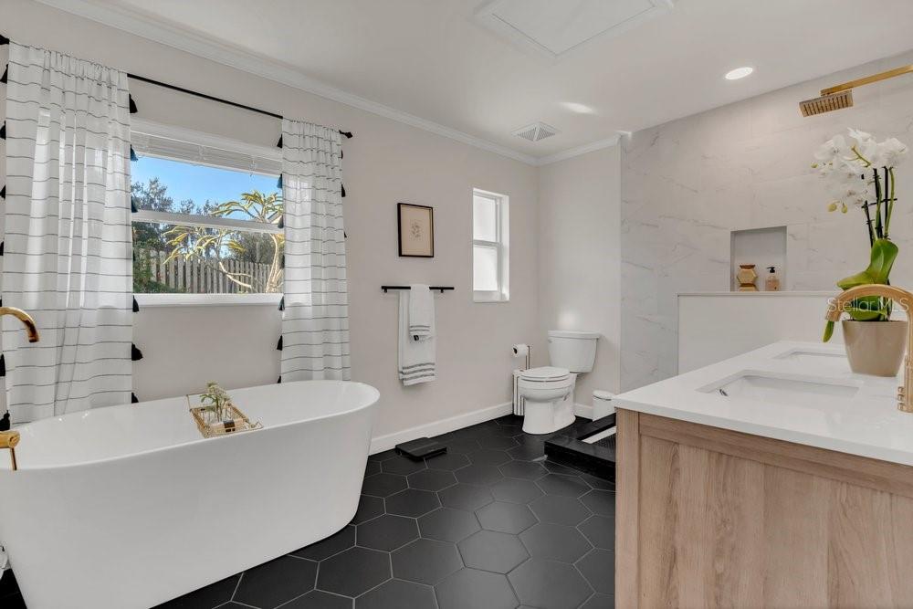 Image 24 of 38 For 106 Butler Street